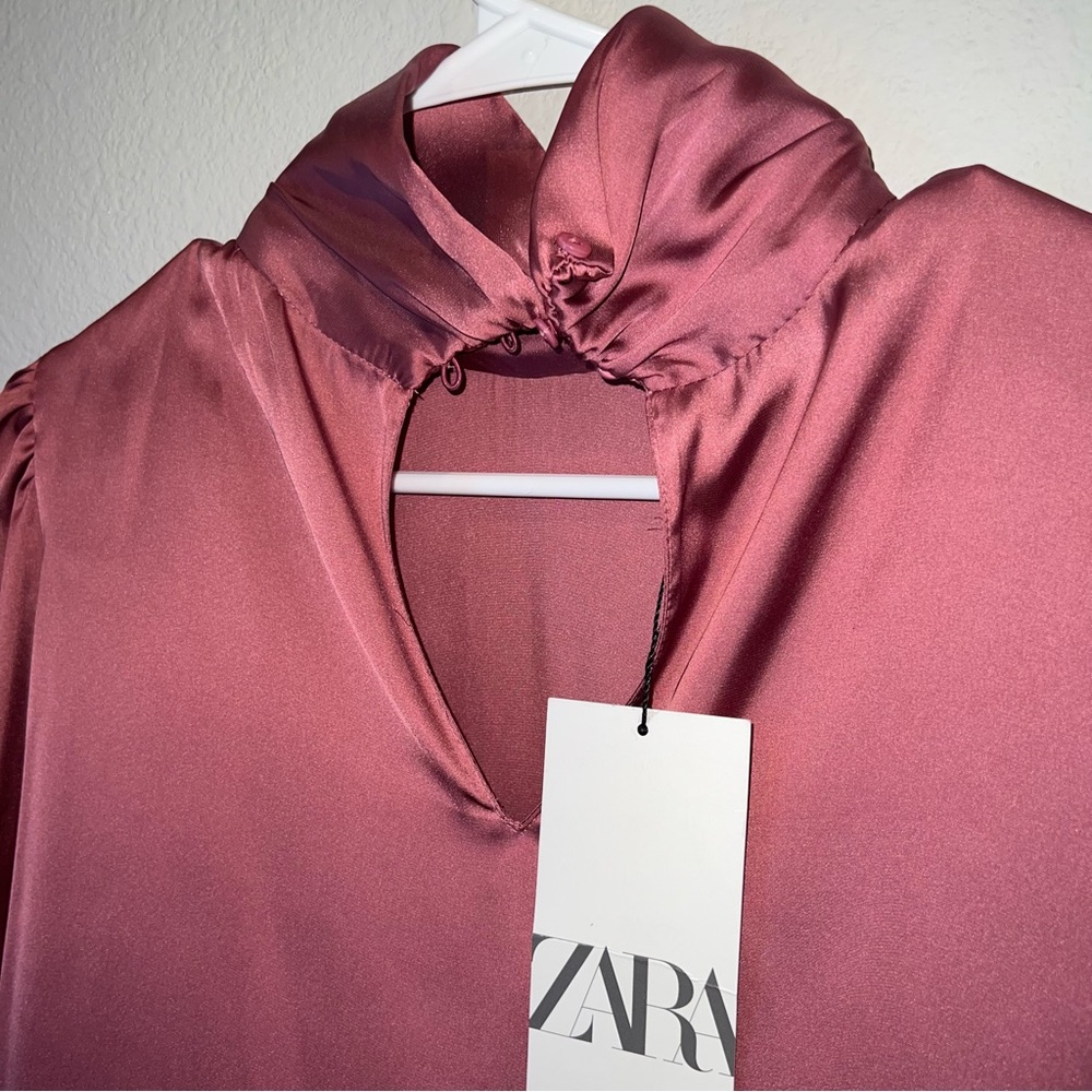 NWT Dusty Rose Mauve High Neck Satin Effect Blouse - Picture 5 of 5